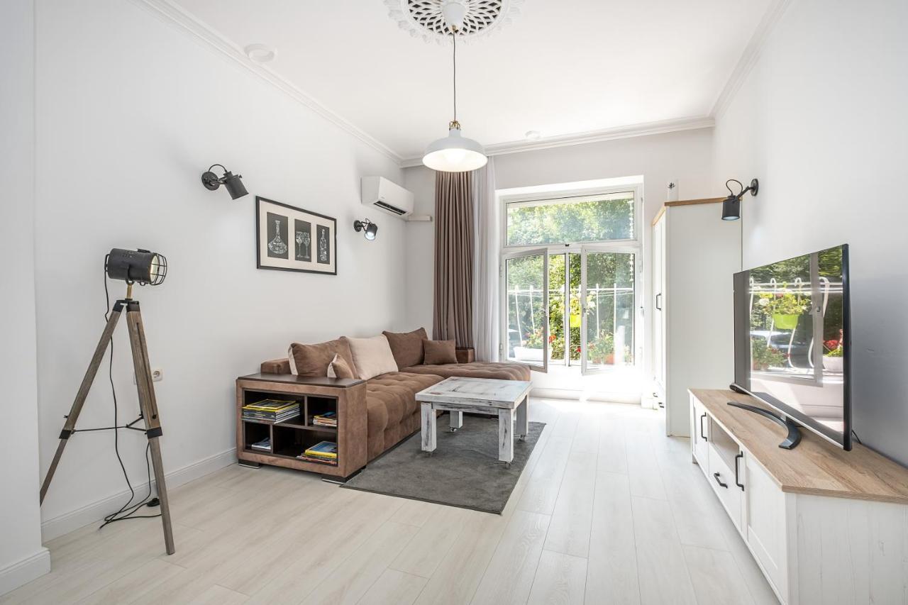 Jazz & Wine - Luxury Apartment By The Sea & Parking & Hbo & Netflix Varna Exterior foto