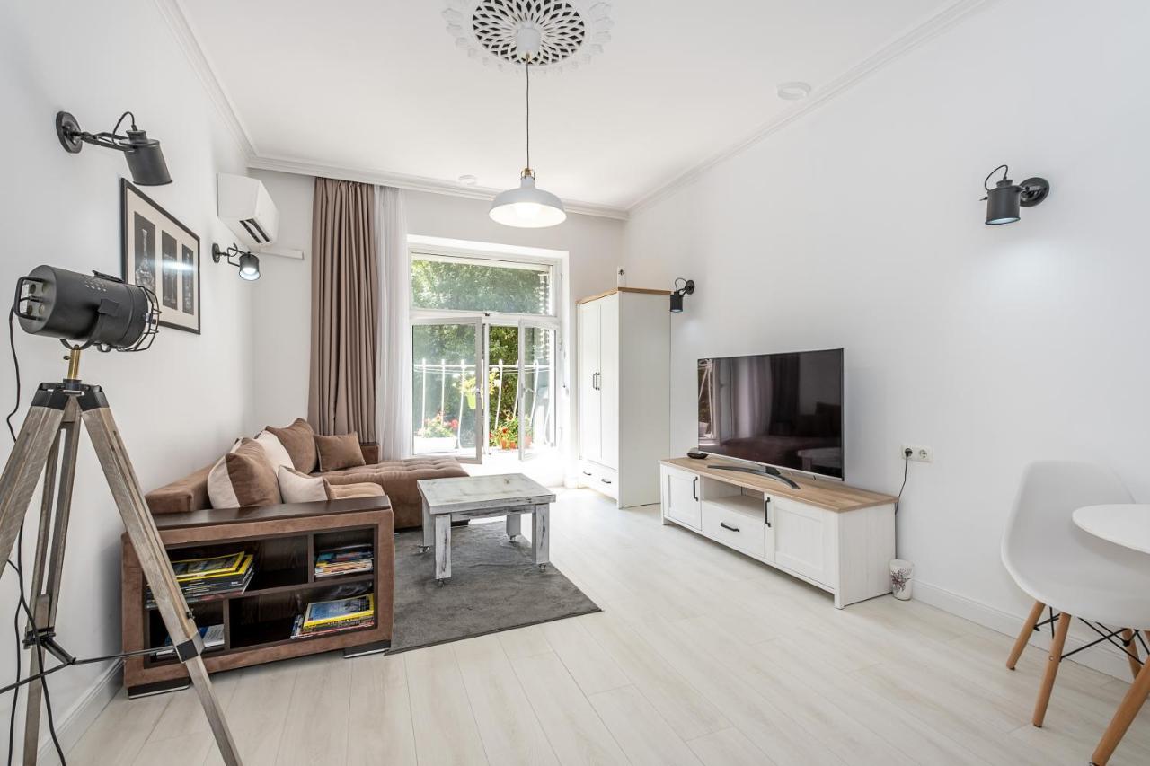 Jazz & Wine - Luxury Apartment By The Sea & Parking & Hbo & Netflix Varna Exterior foto