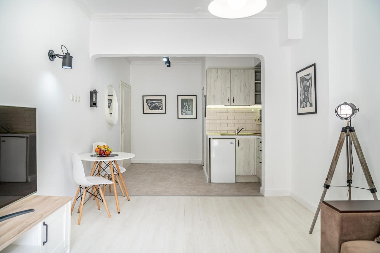 Jazz & Wine - Luxury Apartment By The Sea & Parking & Hbo & Netflix Varna Exterior foto